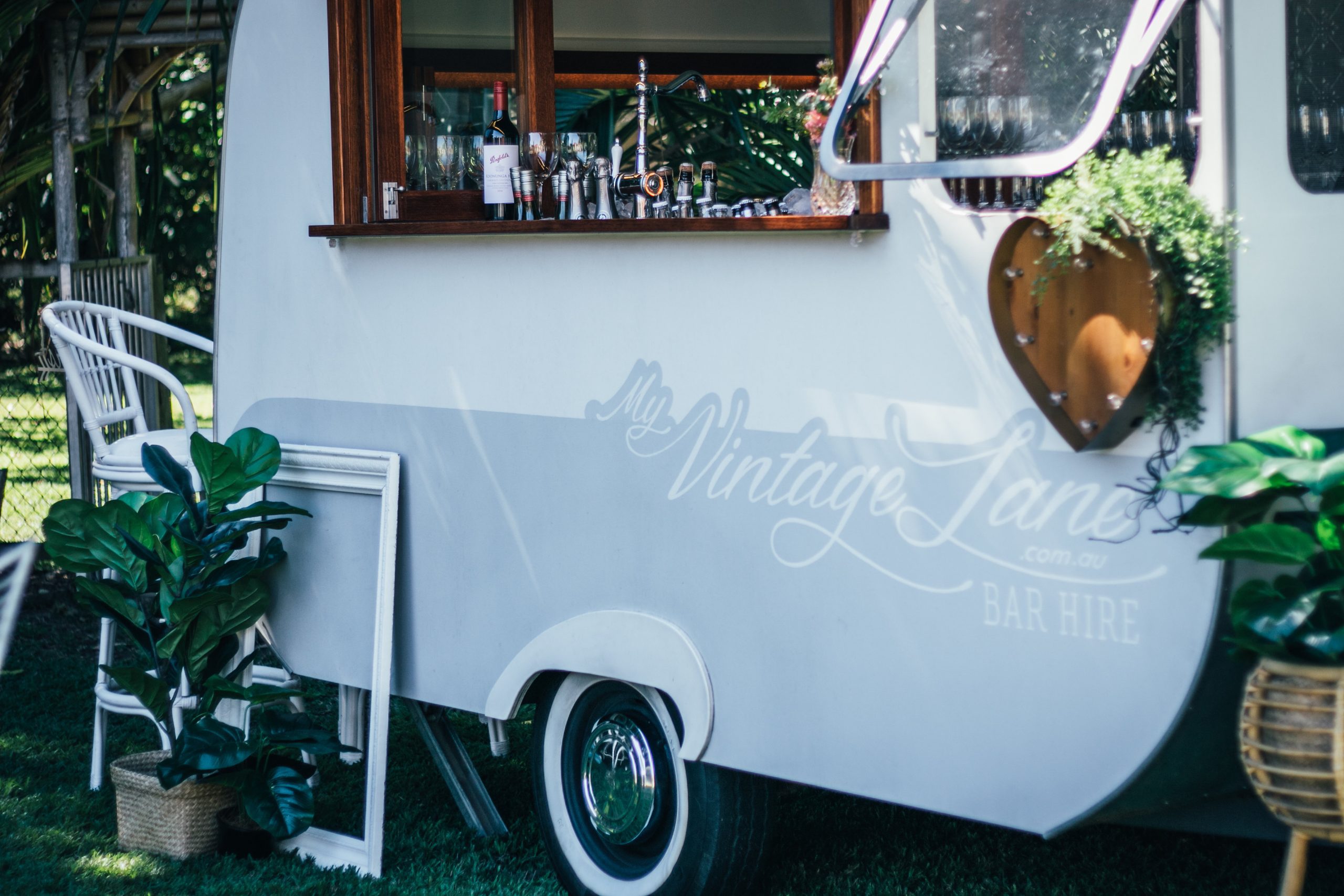 daytime wedding, lunchtime wedding, tipi hire, large marquee hire, tipi wedding, gold coast wedding